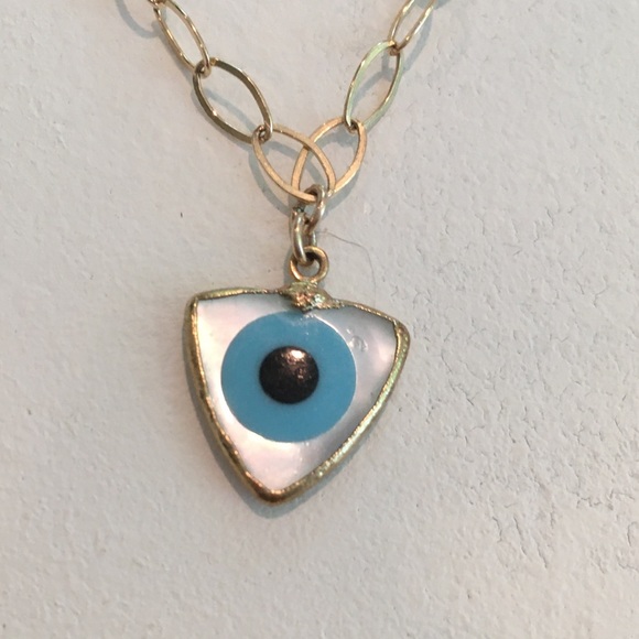 Gold chain necklace with blue eye. - Picture 4 of 7